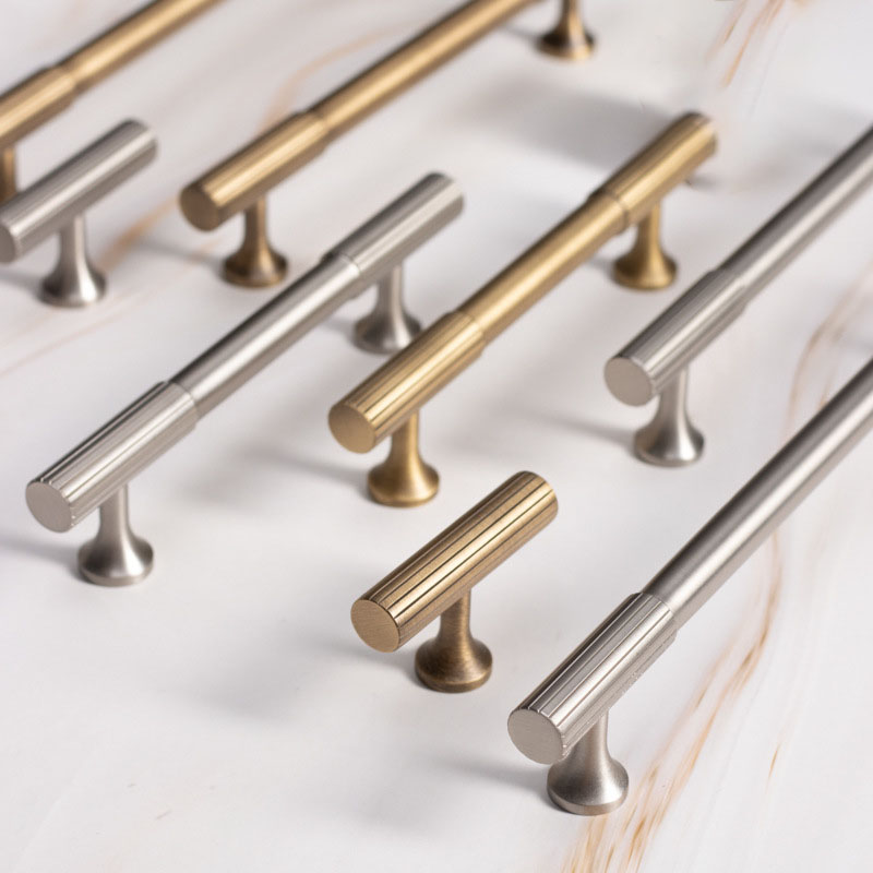 Dylanno Solid Brass Brushed Minimalist Line-style Kitchen Cabinet Hardware Pulls Handles